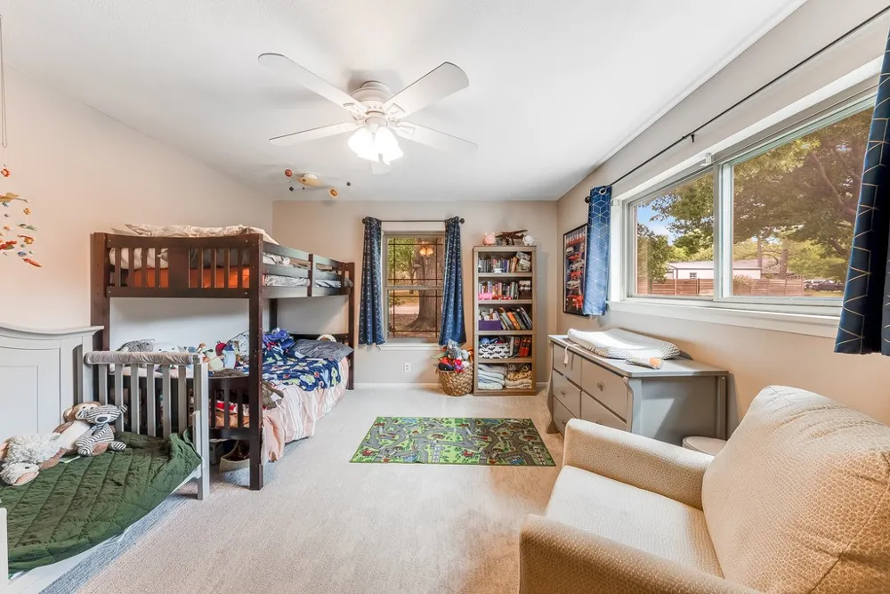2702 Shoreline Drive Sherman, TX 75092
