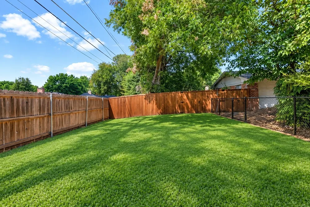 2702 Shoreline Drive Sherman, TX 75092