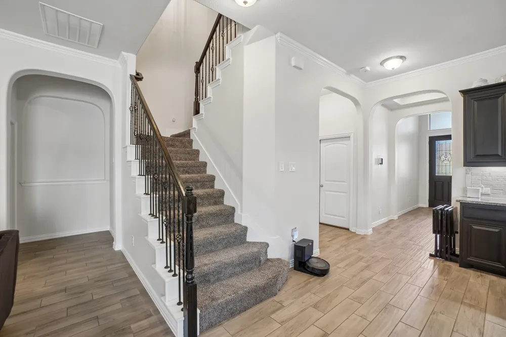 706 Dover Drive Midlothian, TX 76065