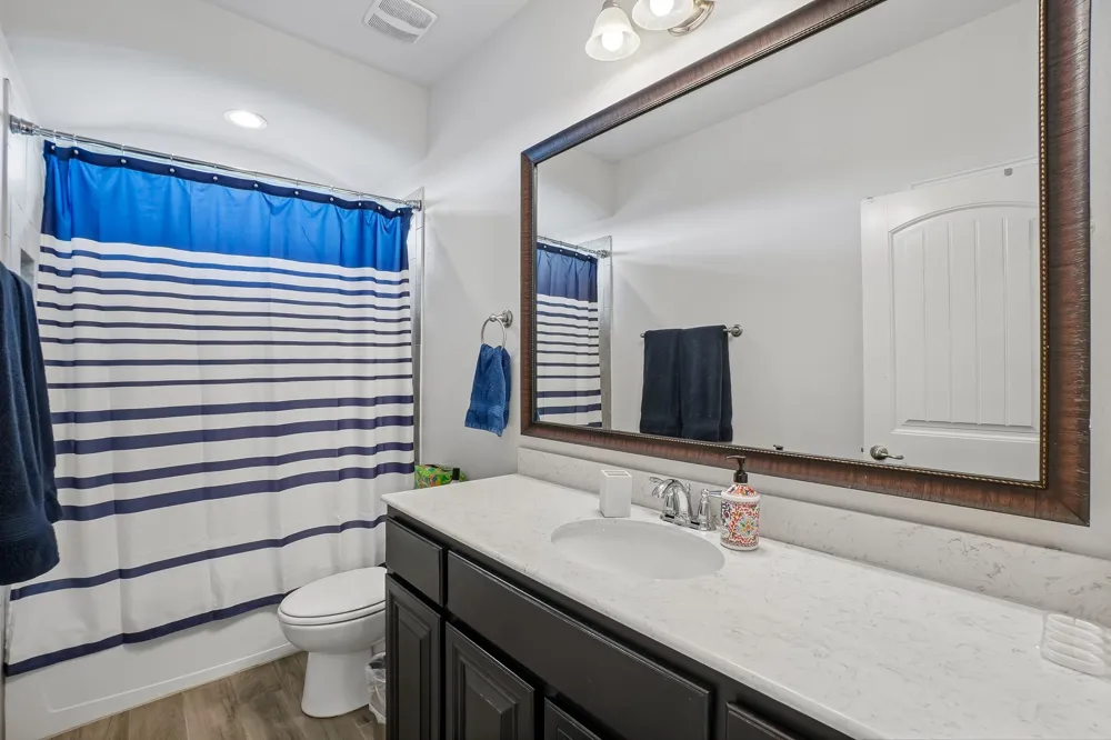 706 Dover Drive Midlothian, TX 76065