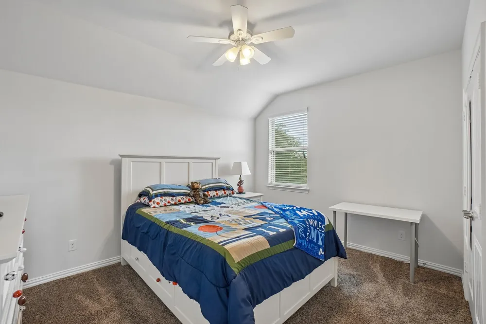 706 Dover Drive Midlothian, TX 76065
