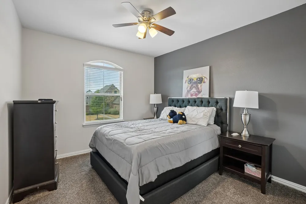 706 Dover Drive Midlothian, TX 76065
