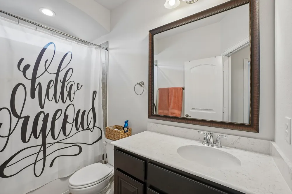 706 Dover Drive Midlothian, TX 76065