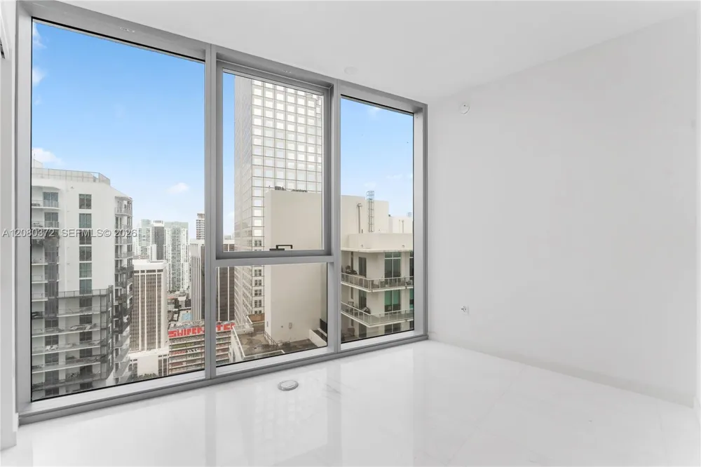 300 Biscayne Blvd Way #4102 Miami, FL 33131