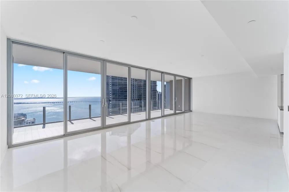 300 Biscayne Blvd Way #4102 Miami, FL 33131