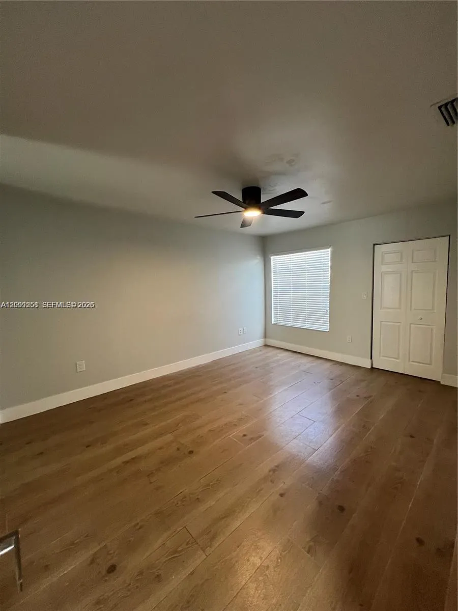 14964 SW 74th Ter #14964 Miami, FL 33193