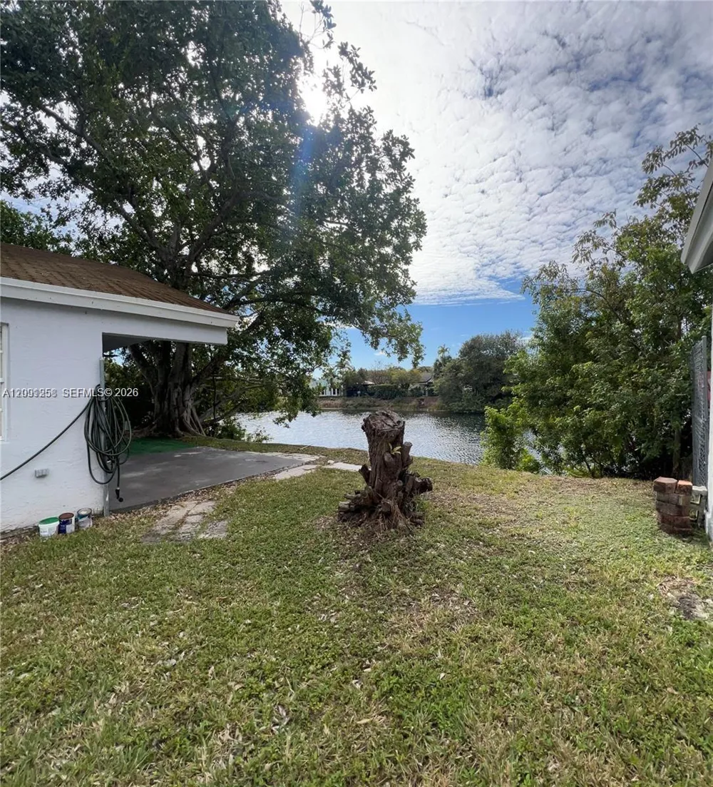 14964 SW 74th Ter #14964 Miami, FL 33193