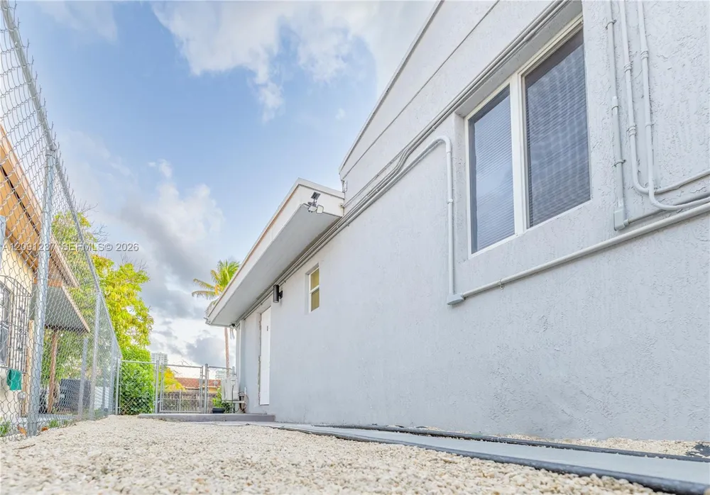 1836 NW 16th Ter #2 Miami, FL 33125