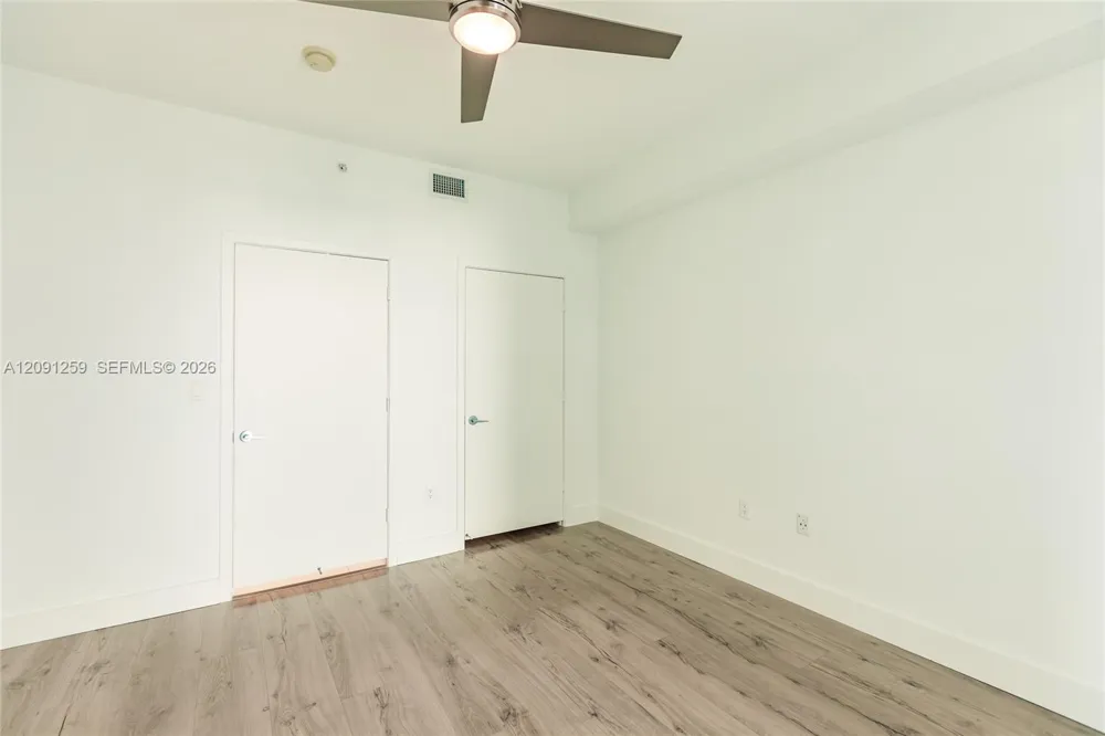 1111 SW 1st Ave #3216 Miami, FL 33130