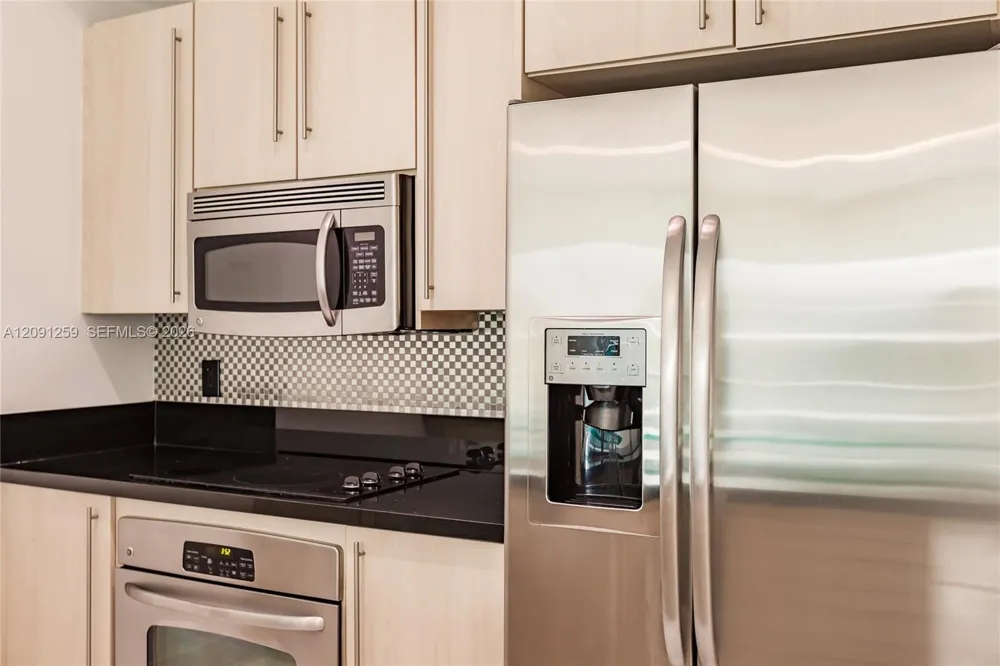 1111 SW 1st Ave #3216 Miami, FL 33130