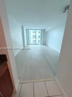 1200 Brickell Bay Dr #2416 Miami, FL 33131