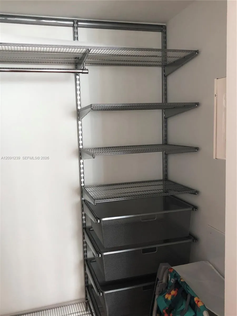 1200 Brickell Bay Dr #2416 Miami, FL 33131