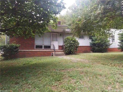 1123 Tabor Street