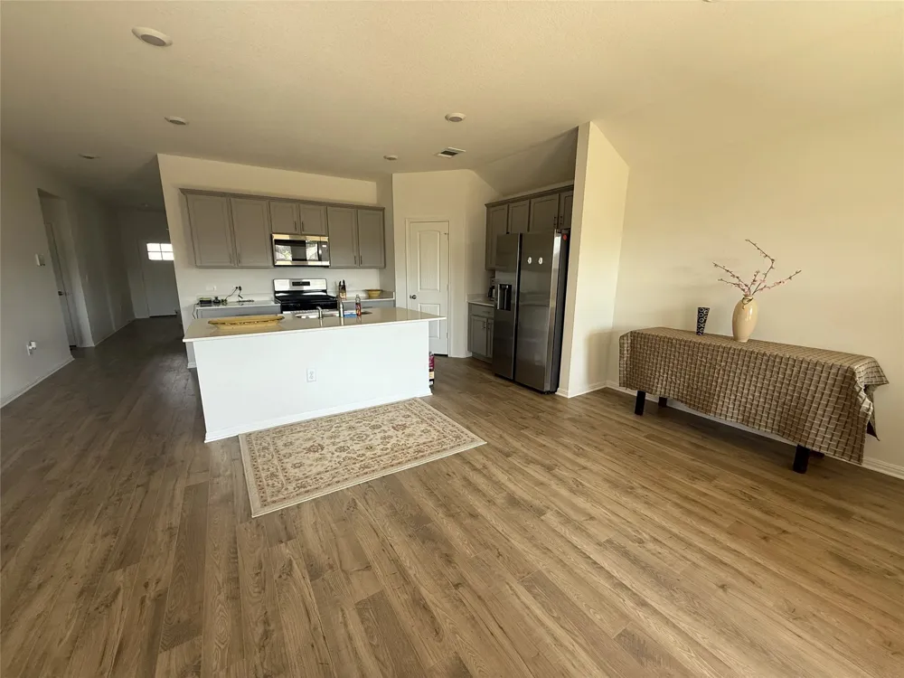 2348 Ranny Cove Leander, TX 78641