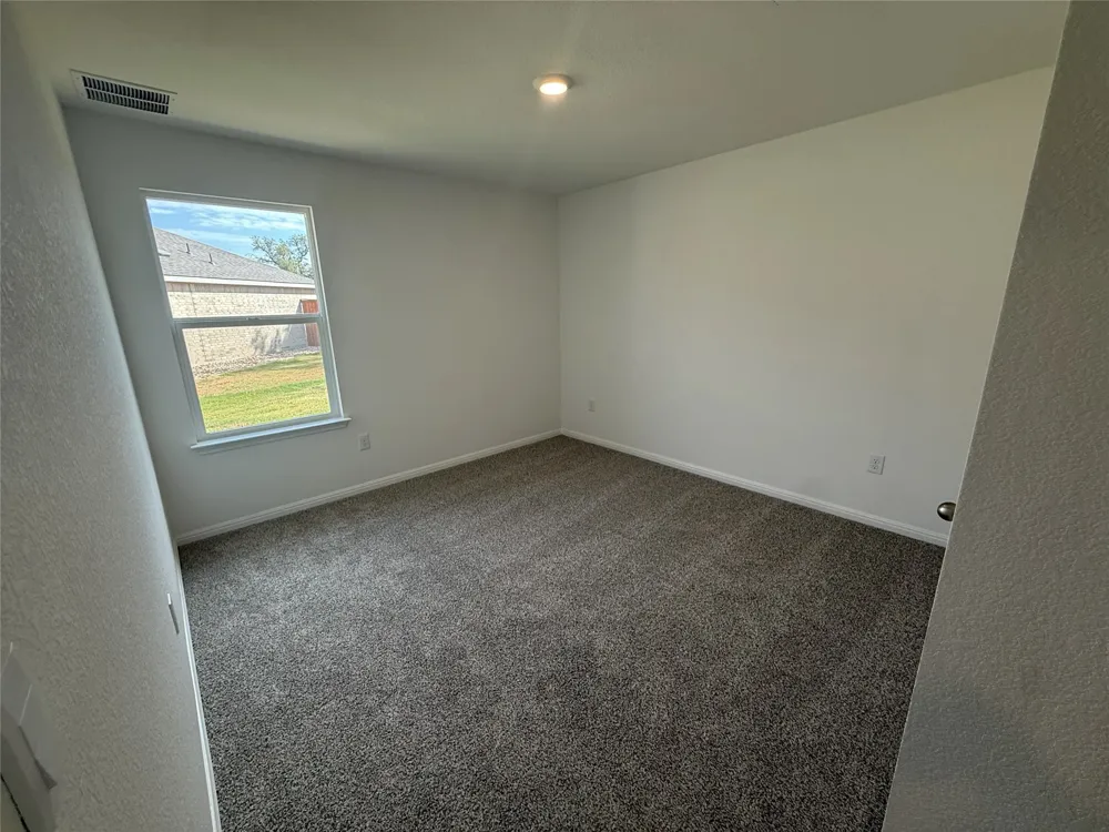 2348 Ranny Cove Leander, TX 78641