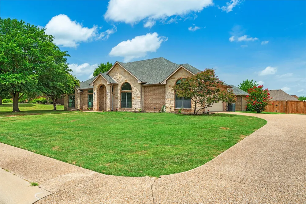 7241 Colwell Drive Midlothian, TX 76065