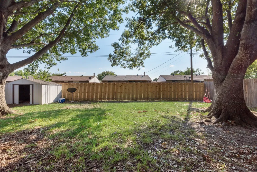 515 Forestwood Drive Forney, TX 75126