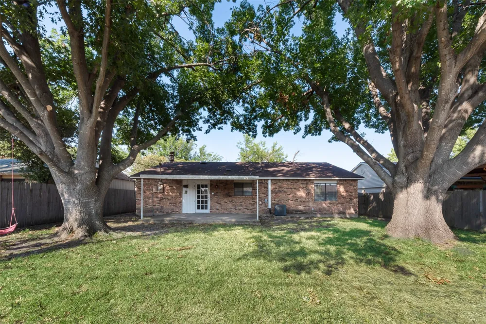 515 Forestwood Drive Forney, TX 75126