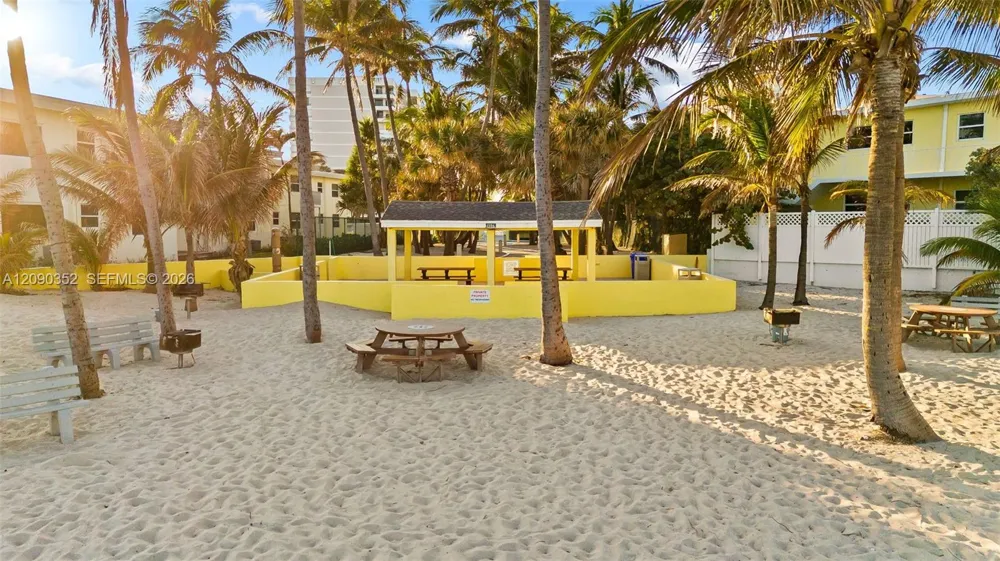 1401 S Ocean Blvd #407 Pompano Beach, FL 33062