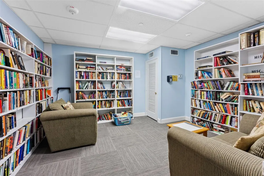 1401 S Ocean Blvd #407 Pompano Beach, FL 33062