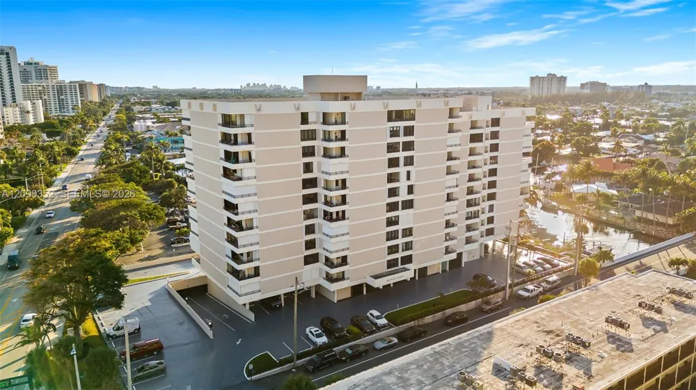 1401 S Ocean Blvd #407 Pompano Beach, FL 33062