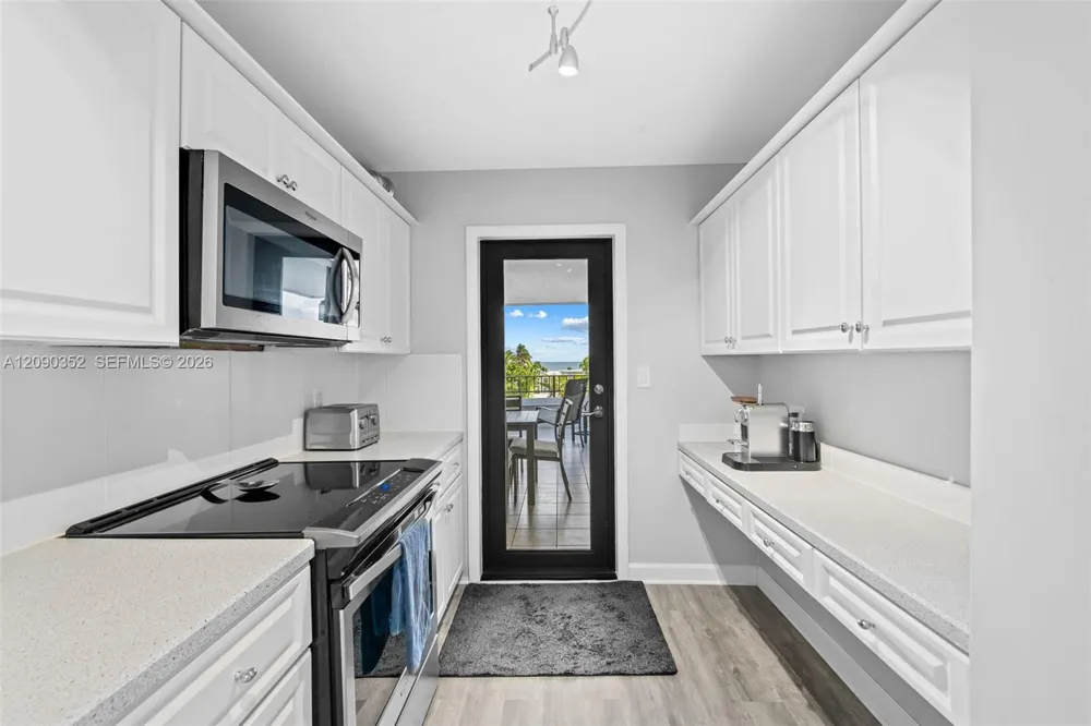 1401 S Ocean Blvd #407 Pompano Beach, FL 33062