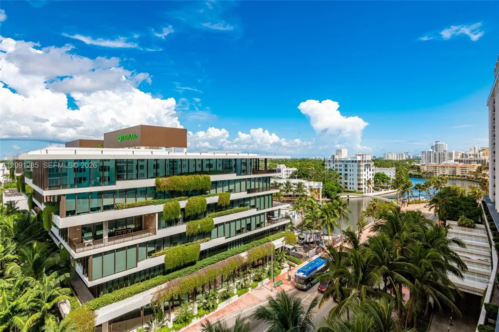 2301 Collins Ave #834 Miami Beach, FL 33139