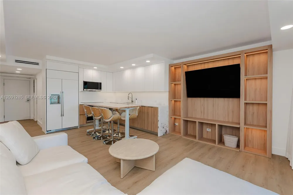 2301 Collins Ave #834 Miami Beach, FL 33139