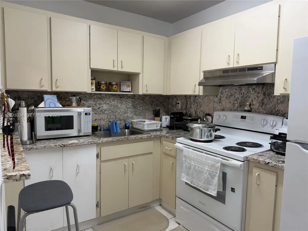 13331 SW 17th Ln #4-7 Miami, FL 33175