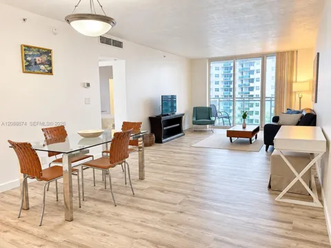 3000 S Ocean Dr #1006