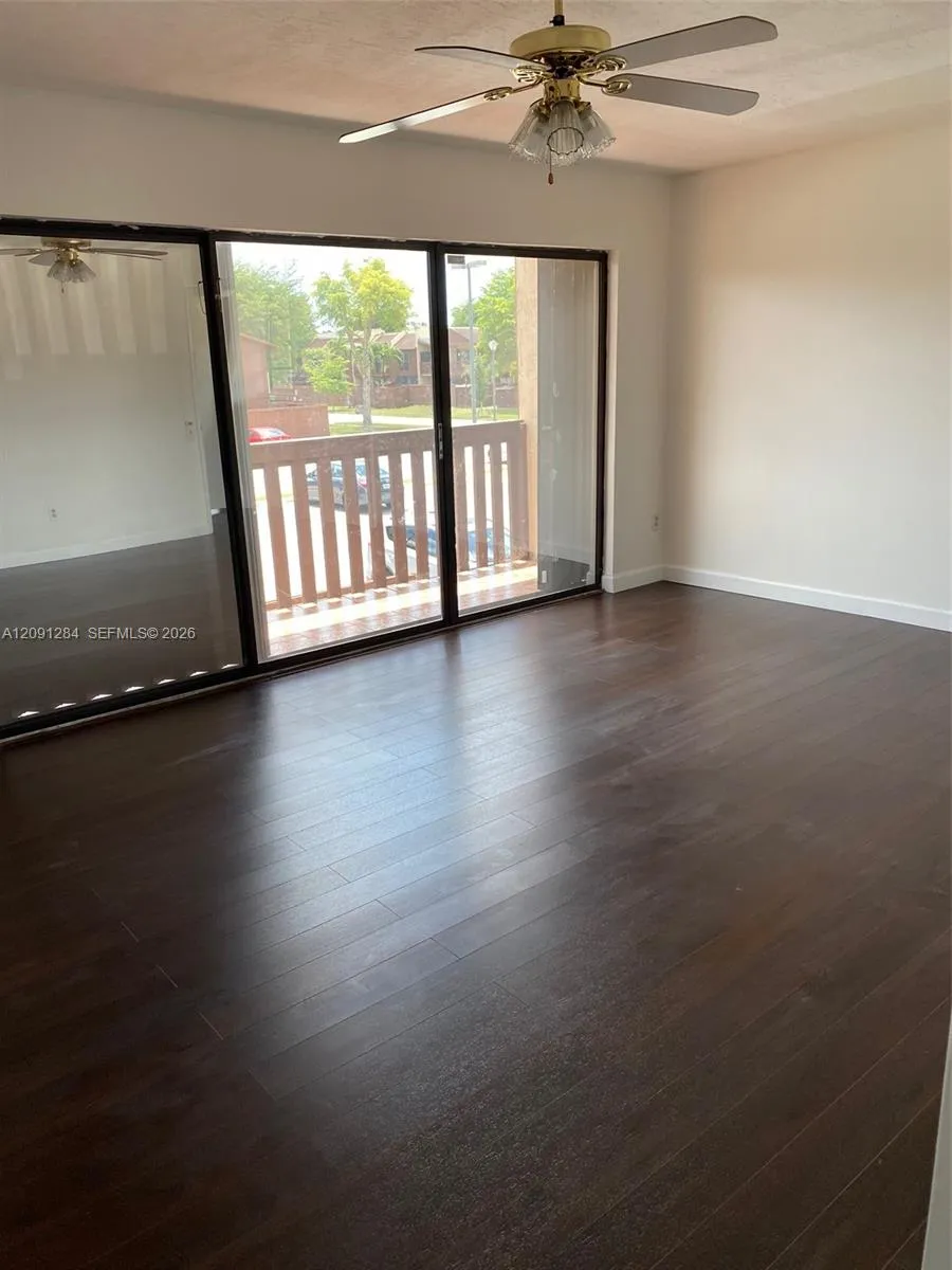 11561 SW 64 ST #B Miami, FL 33173