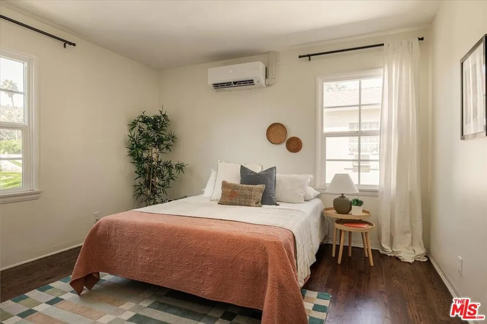 4113 Perlita Avenue #C Los Angeles, CA 90039