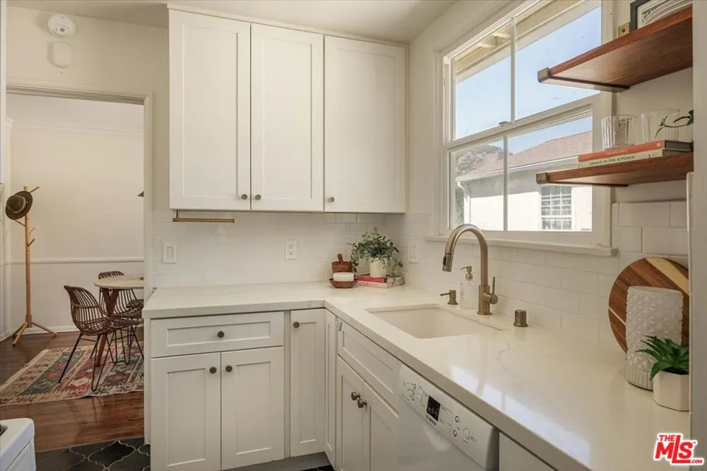 4113 Perlita Avenue #C Los Angeles, CA 90039
