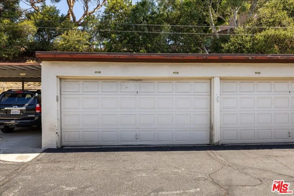 4113 Perlita Avenue #C Los Angeles, CA 90039