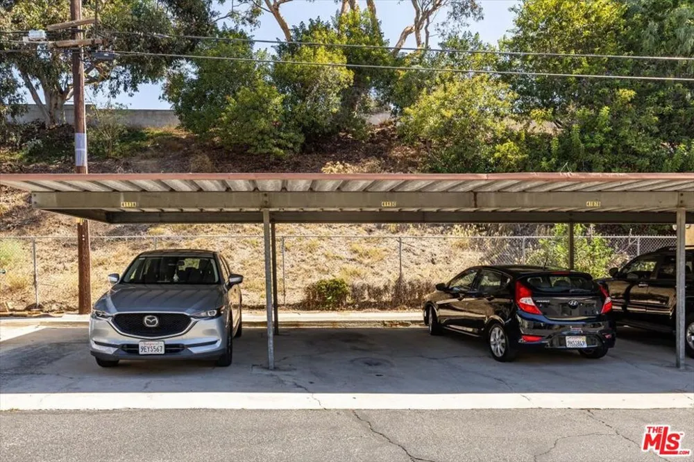 4113 Perlita Avenue #C Los Angeles, CA 90039