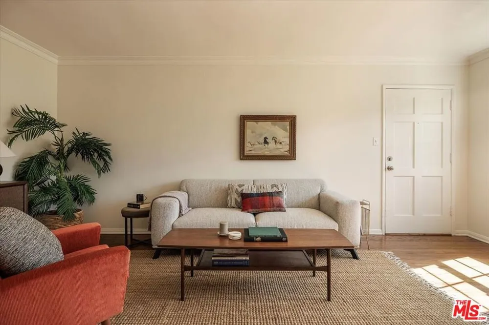 4113 Perlita Avenue #C Los Angeles, CA 90039