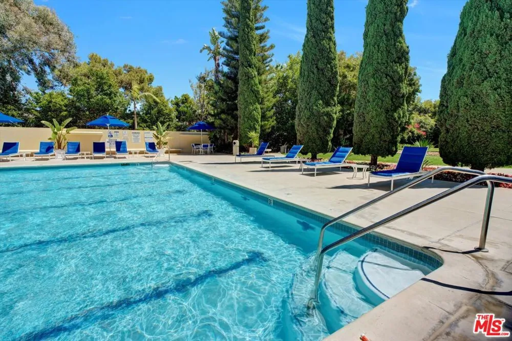 2160 Century Park East #103 Los Angeles, CA 90067