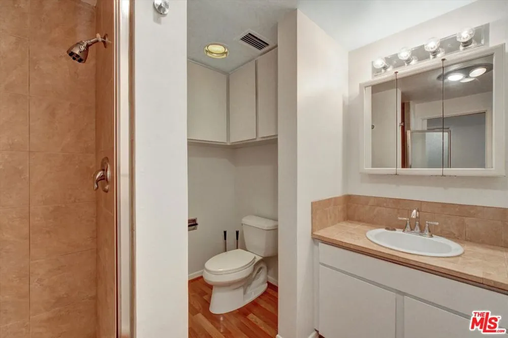 2160 Century Park East #103 Los Angeles, CA 90067