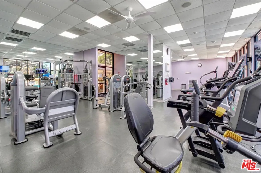 2160 Century Park East #103 Los Angeles, CA 90067