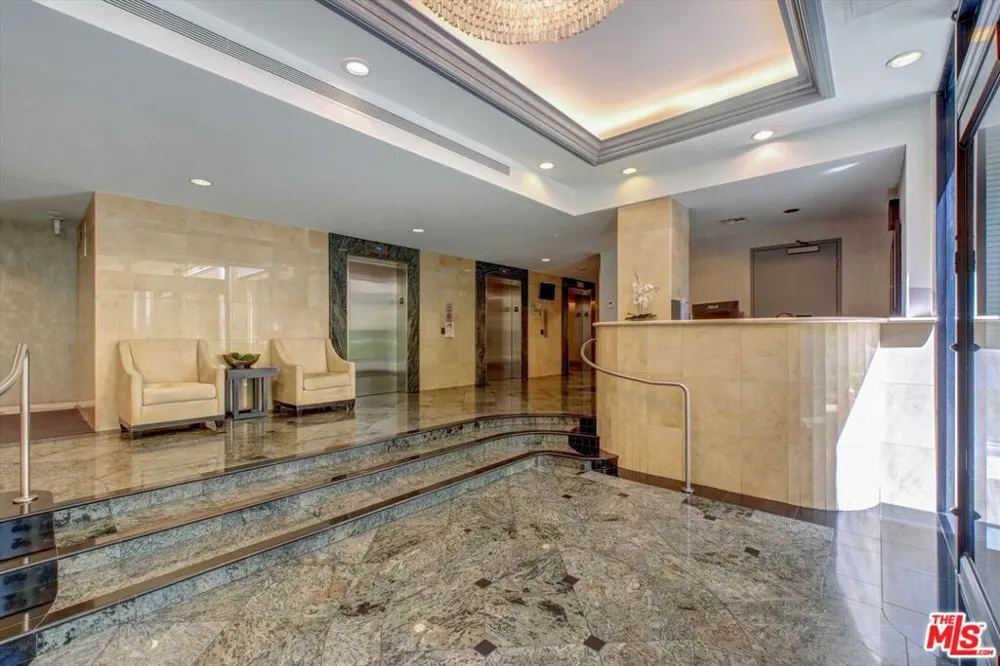 2160 Century Park East #103 Los Angeles, CA 90067