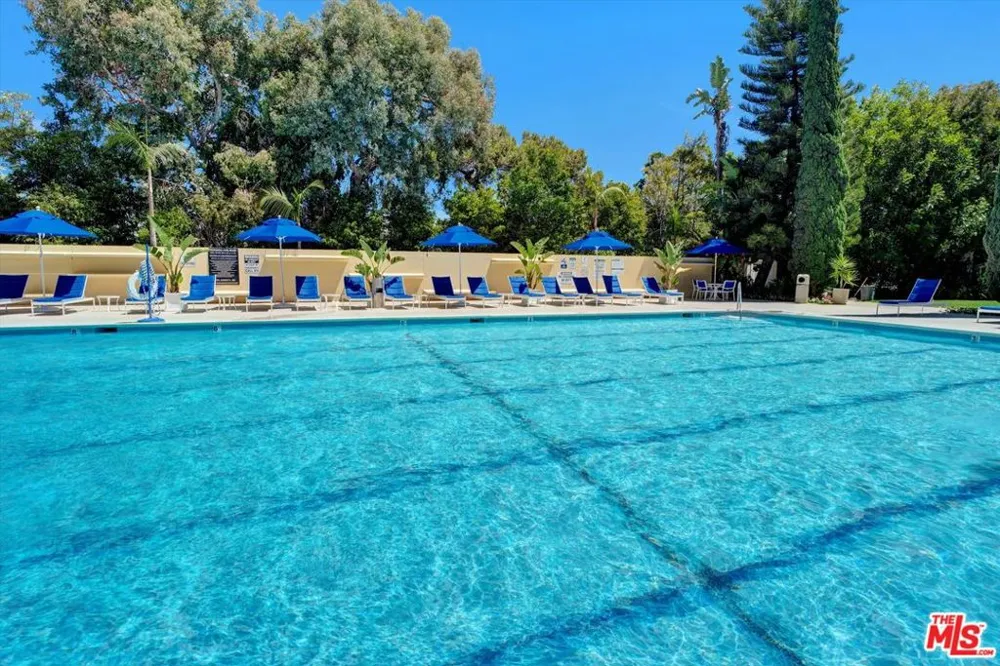 2160 Century Park East #103 Los Angeles, CA 90067