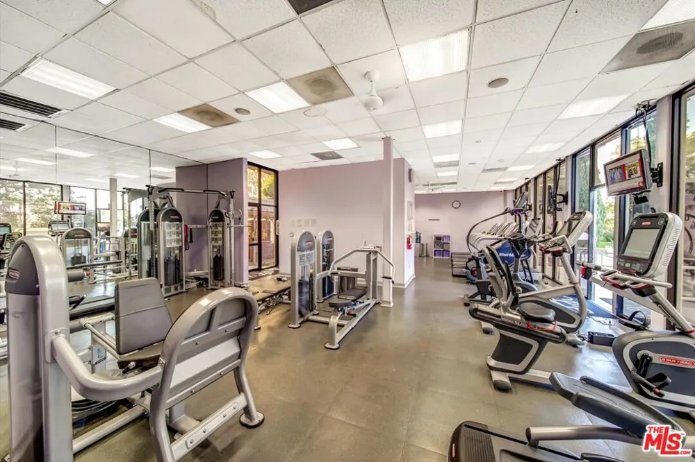 2160 Century Park East #103 Los Angeles, CA 90067
