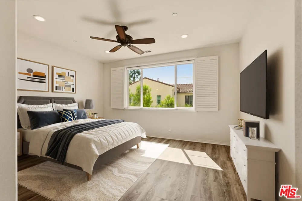 2479 S Tapestry Way Anaheim, CA 92802