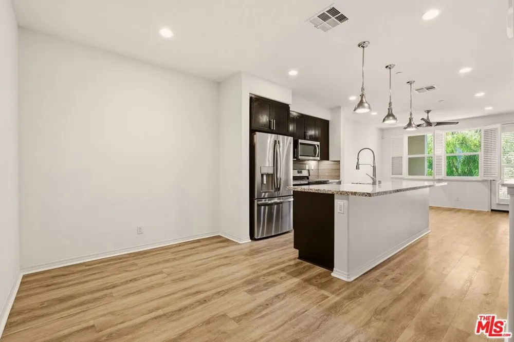 2479 S Tapestry Way Anaheim, CA 92802