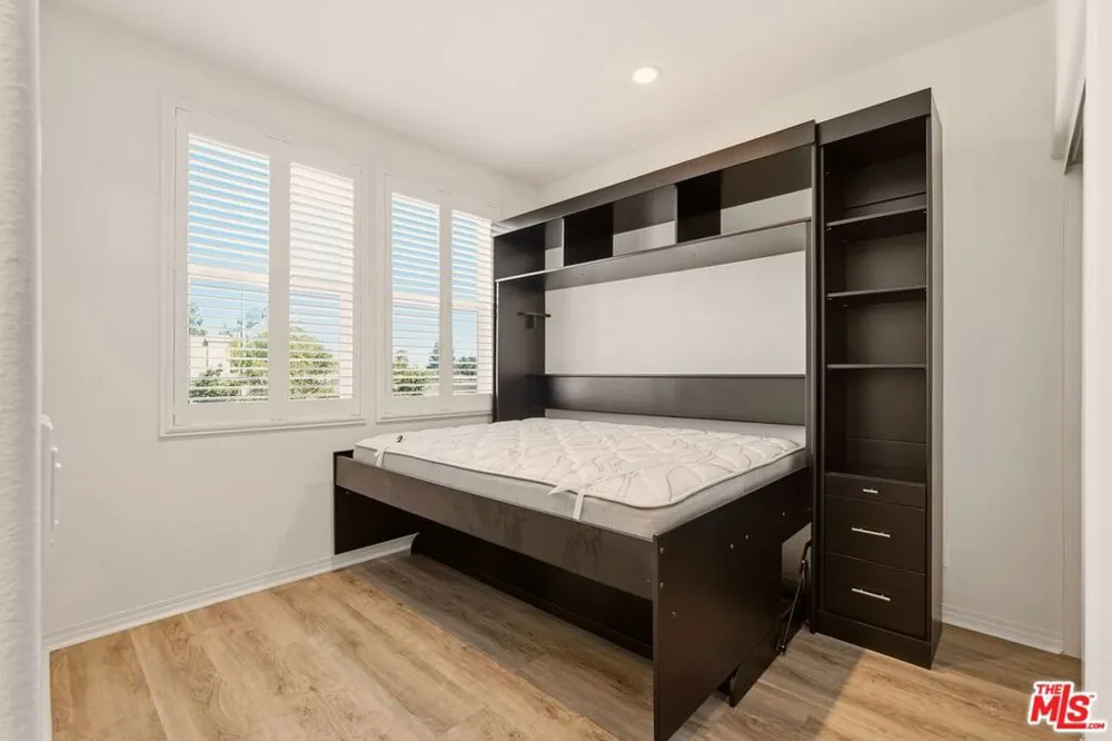 2479 S Tapestry Way Anaheim, CA 92802