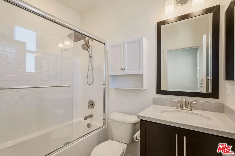 2479 S Tapestry Way Anaheim, CA 92802