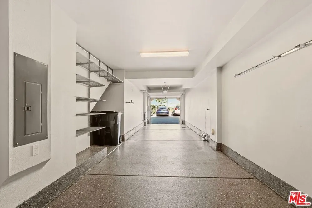 2479 S Tapestry Way Anaheim, CA 92802