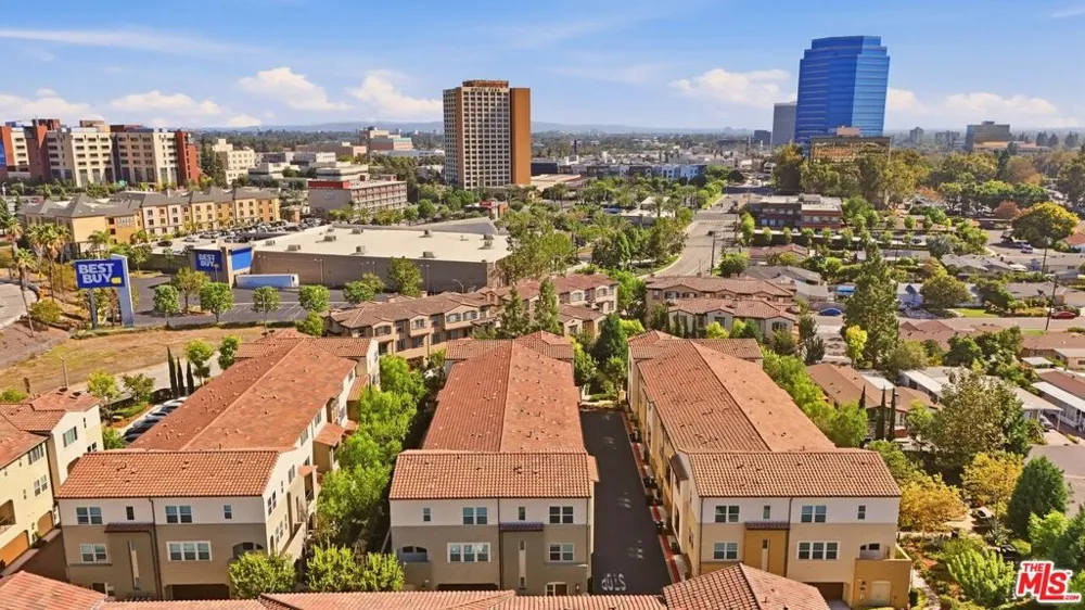 2479 S Tapestry Way Anaheim, CA 92802