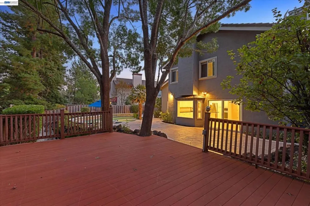 749 Sweet Water Dr Danville, CA 94506
