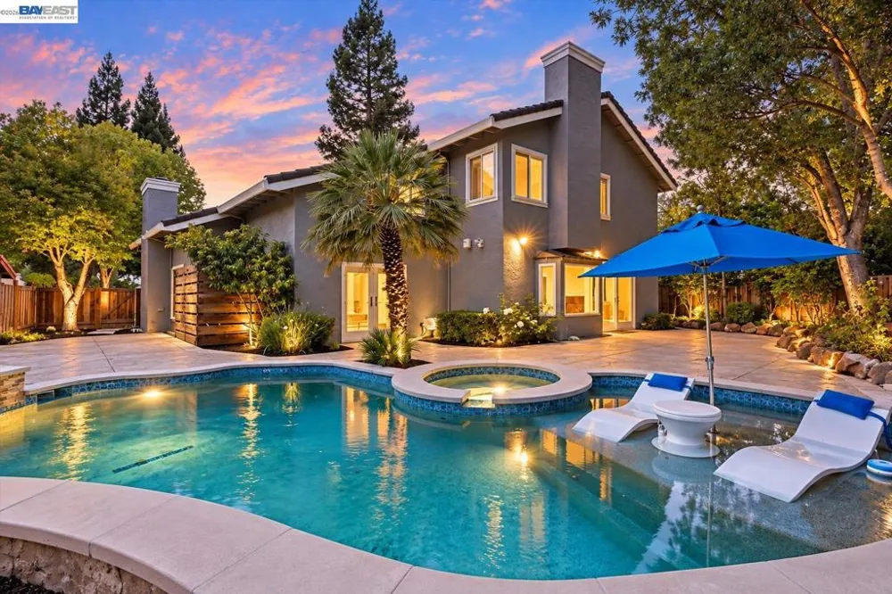 749 Sweet Water Dr Danville, CA 94506
